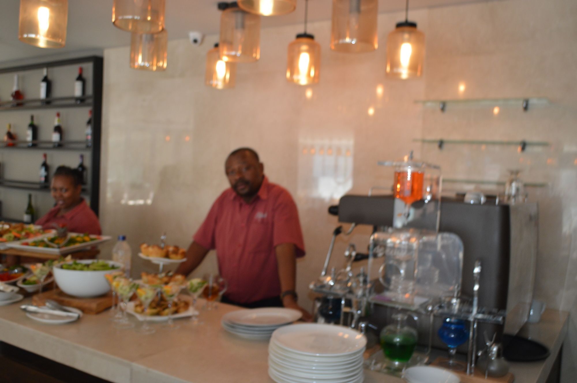 Desroches Hotel Margate Bagian luar foto